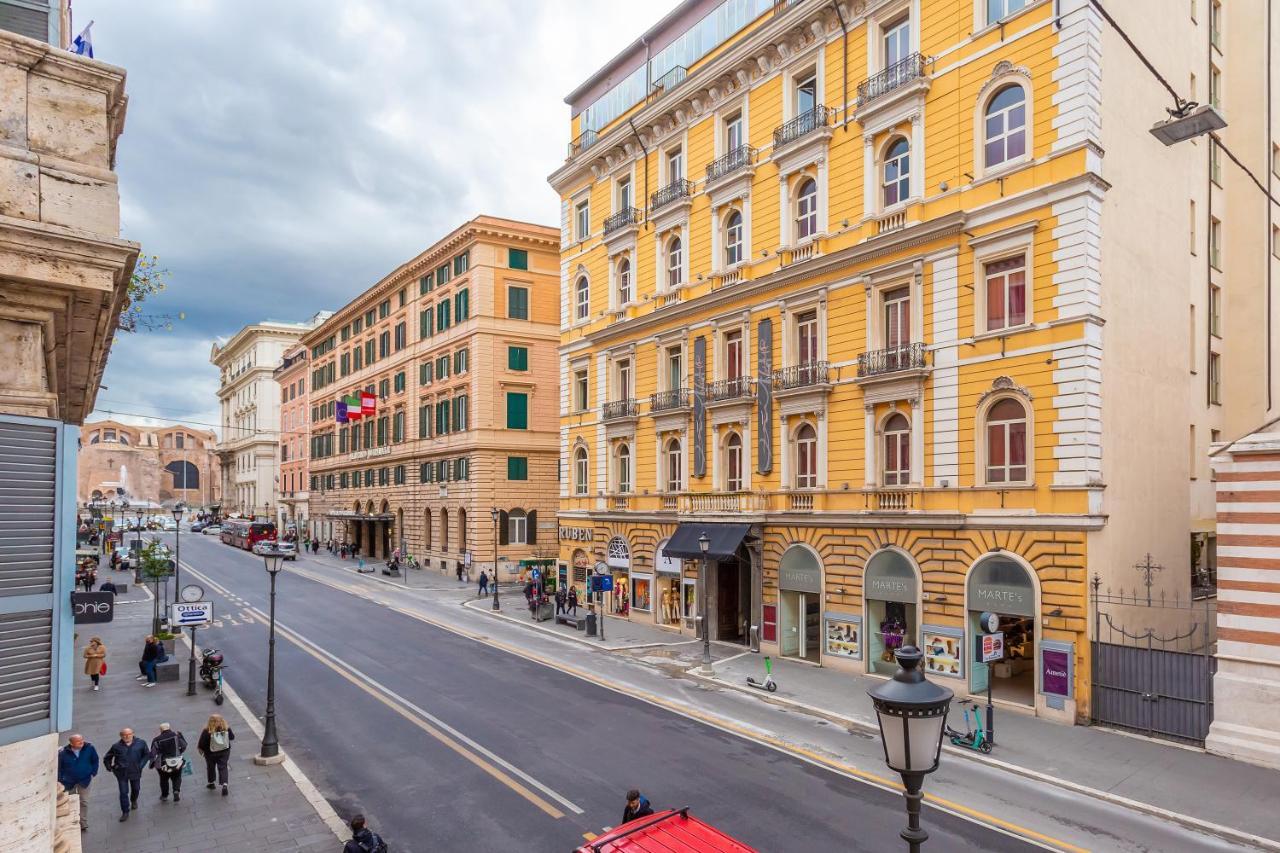 Daplace - Lucia Apartment Рим Екстериор снимка