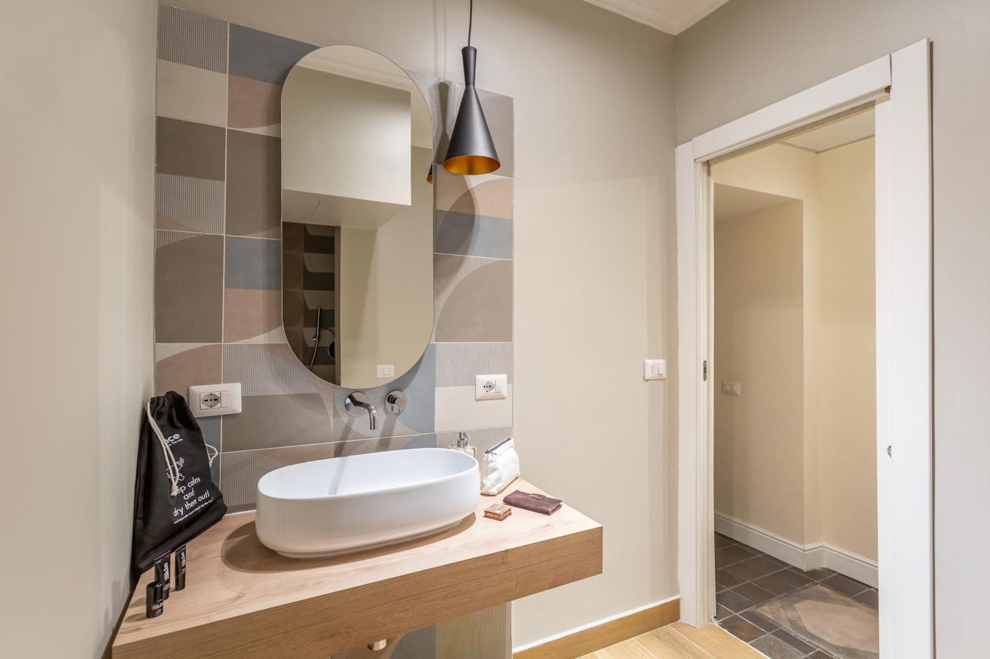 Daplace - Lucia Apartment Рим Екстериор снимка